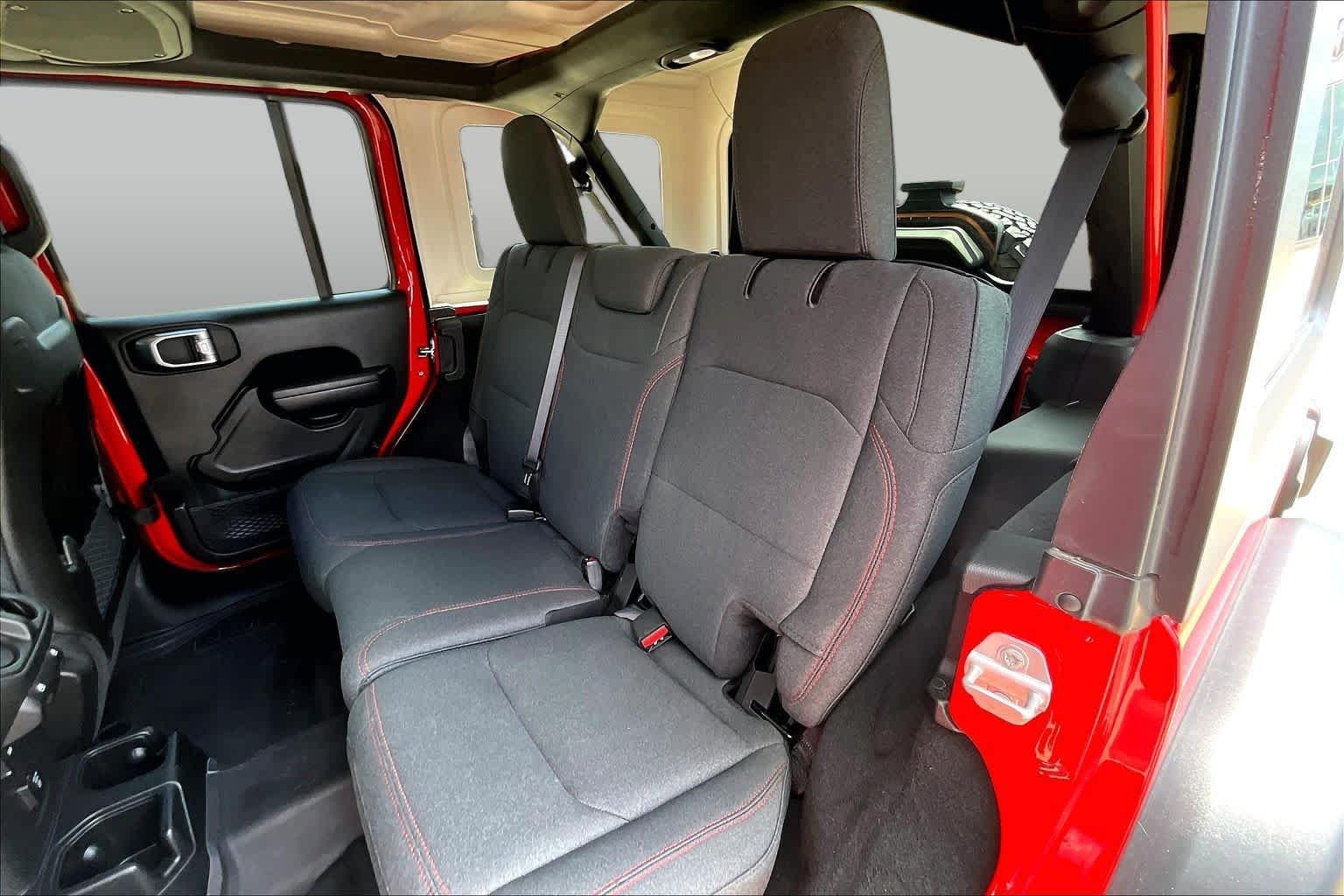 Used 2024 Firecracker Red Clearcoat Jeep Rubicon image 12