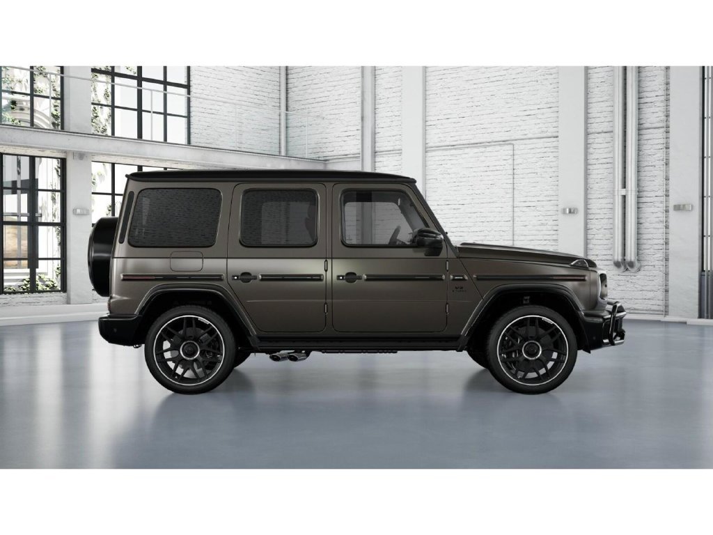New 2027 MANUFAKTUR Monza Grey Magno Mercedes-Benz G 63 AMG® image 2