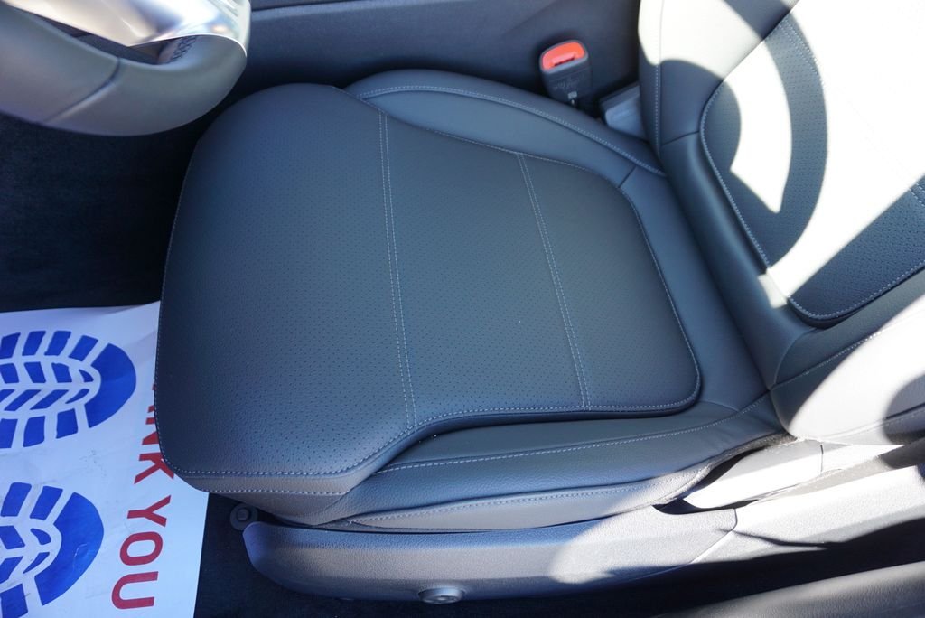 Used 2026 MANUFAKTUR Alpine Gray Mercedes-Benz C 300 image 41