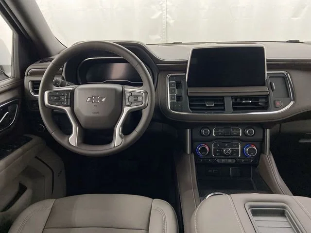 2023 Chevrolet Suburban Z71 - Photo 23