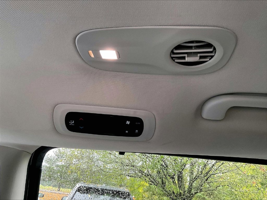 Used 2019 Black Chrysler Touring L Plus image 29