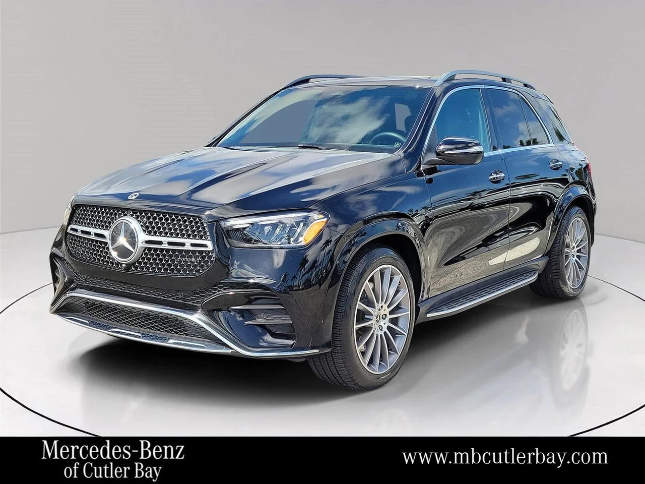 Certified Used 2026 Black Mercedes-Benz GLE 350 image 1