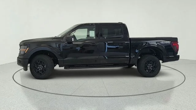 New 2026 Agate Black Metallic Ford XLT image 2