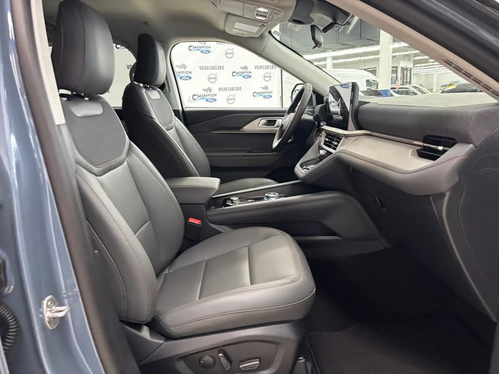 New 2026 Blue Ford Active image 15