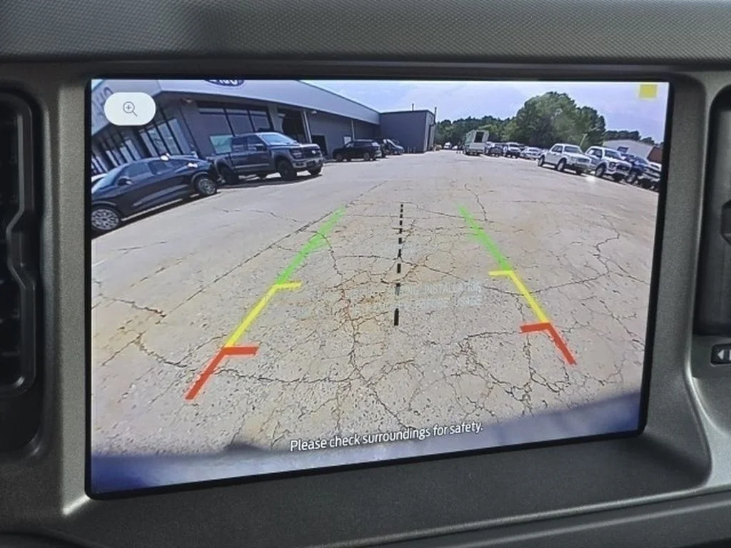 2025 Ford Bronco 4-Door Base - Photo 13