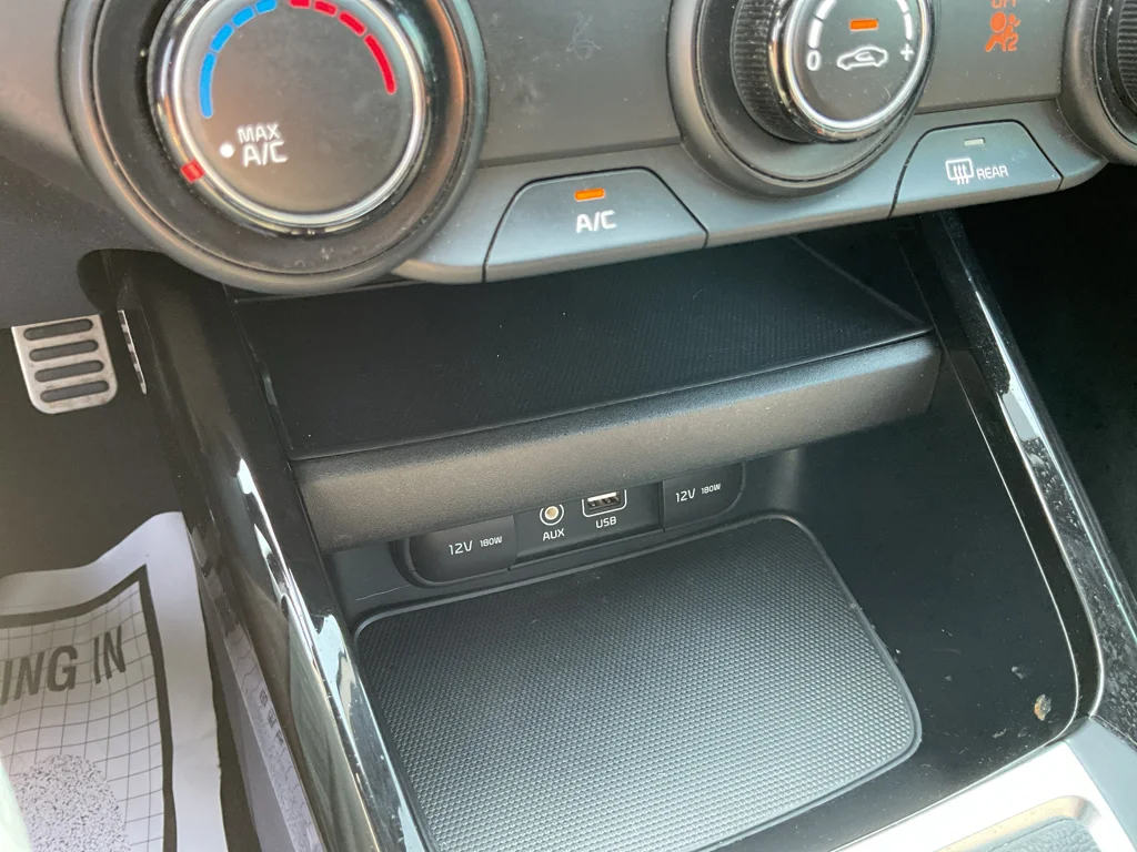 Used 2020 Deep Sea Blue Kia GT-Line image 27