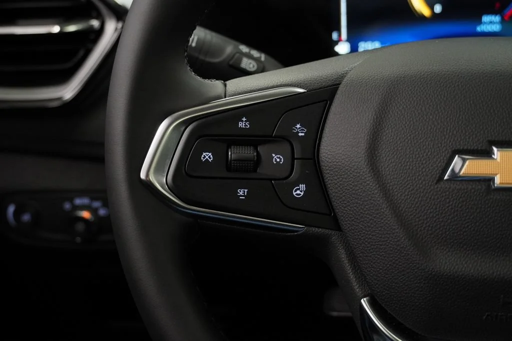 New 2026 Mosaic Black Metallic Chevrolet LT image 20