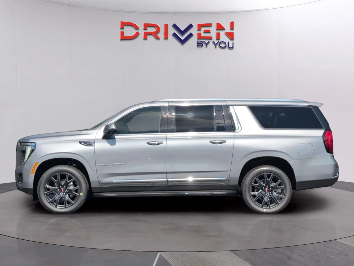 New 2026 Sterling Metallic GMC Elevation image 2