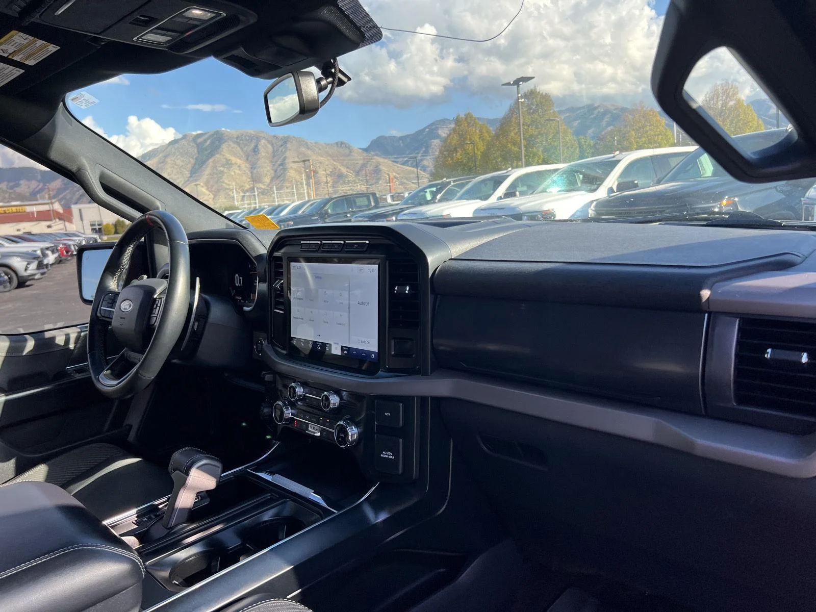 2022 Ford F-150 Raptor - Photo 4