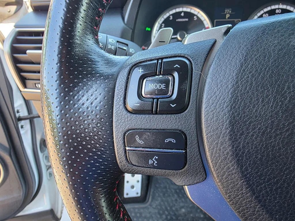 Used 2016 White Lexus F Sport image 22