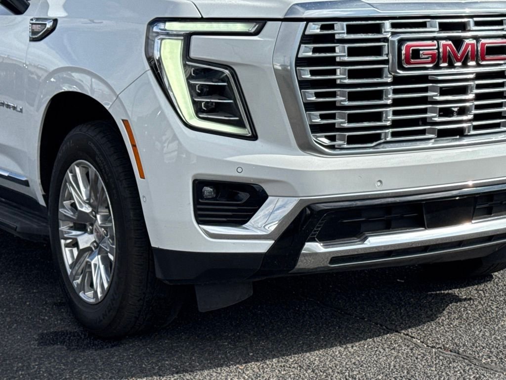 Used 2025 White GMC Denali image 2