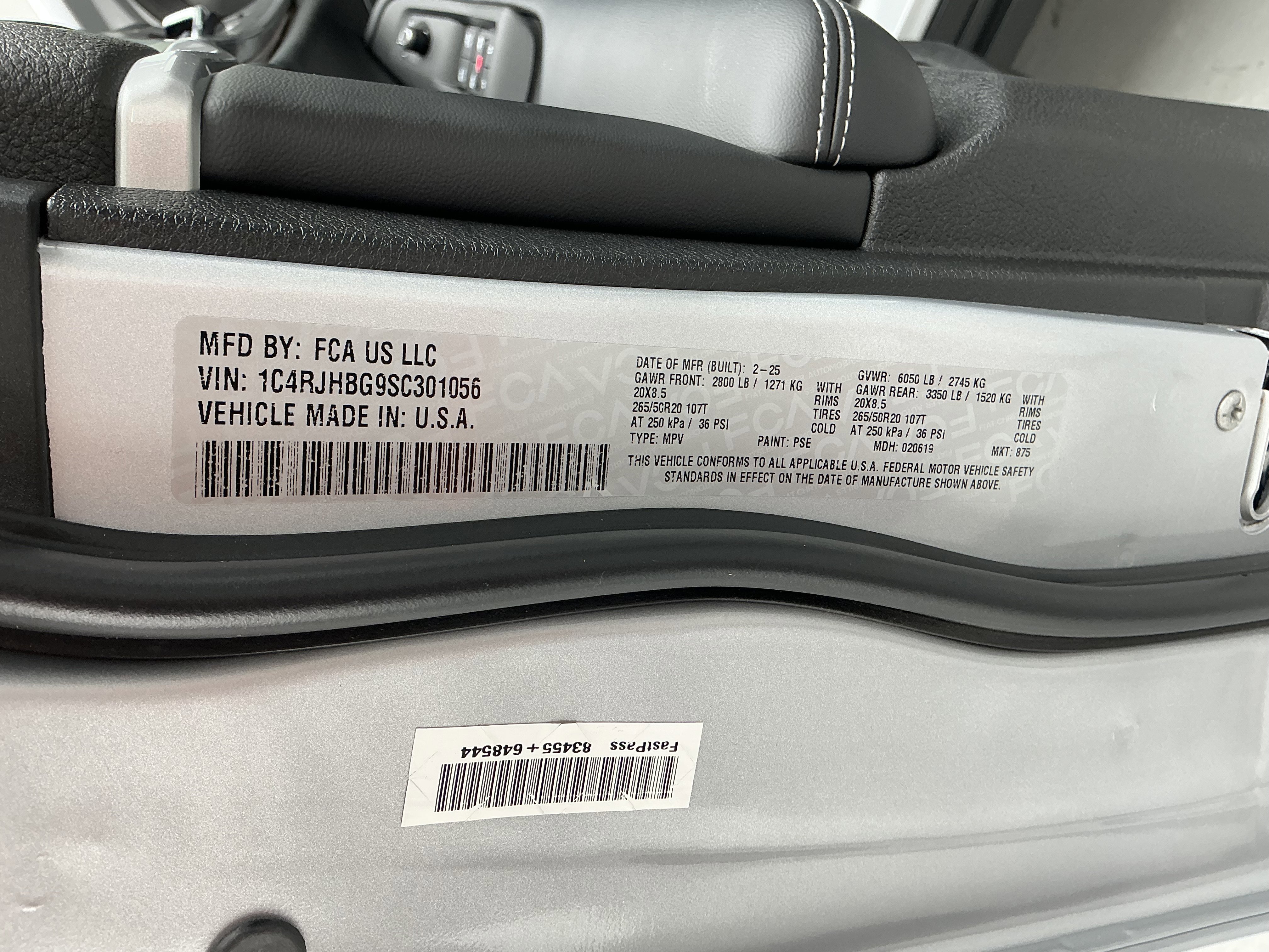 Used 2025 Silver Zynith Jeep Limited image 15