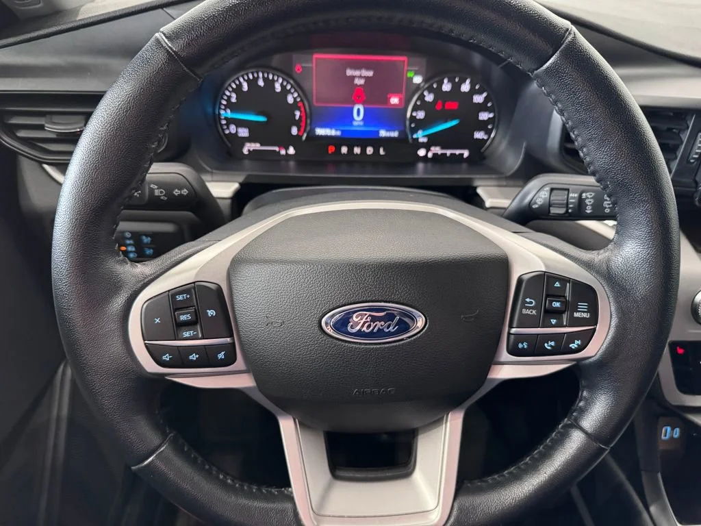 Certified Used 2022 Gray Ford XLT image 14