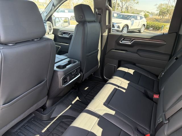 2026 GMC Sierra 1500 SLT - Photo 17
