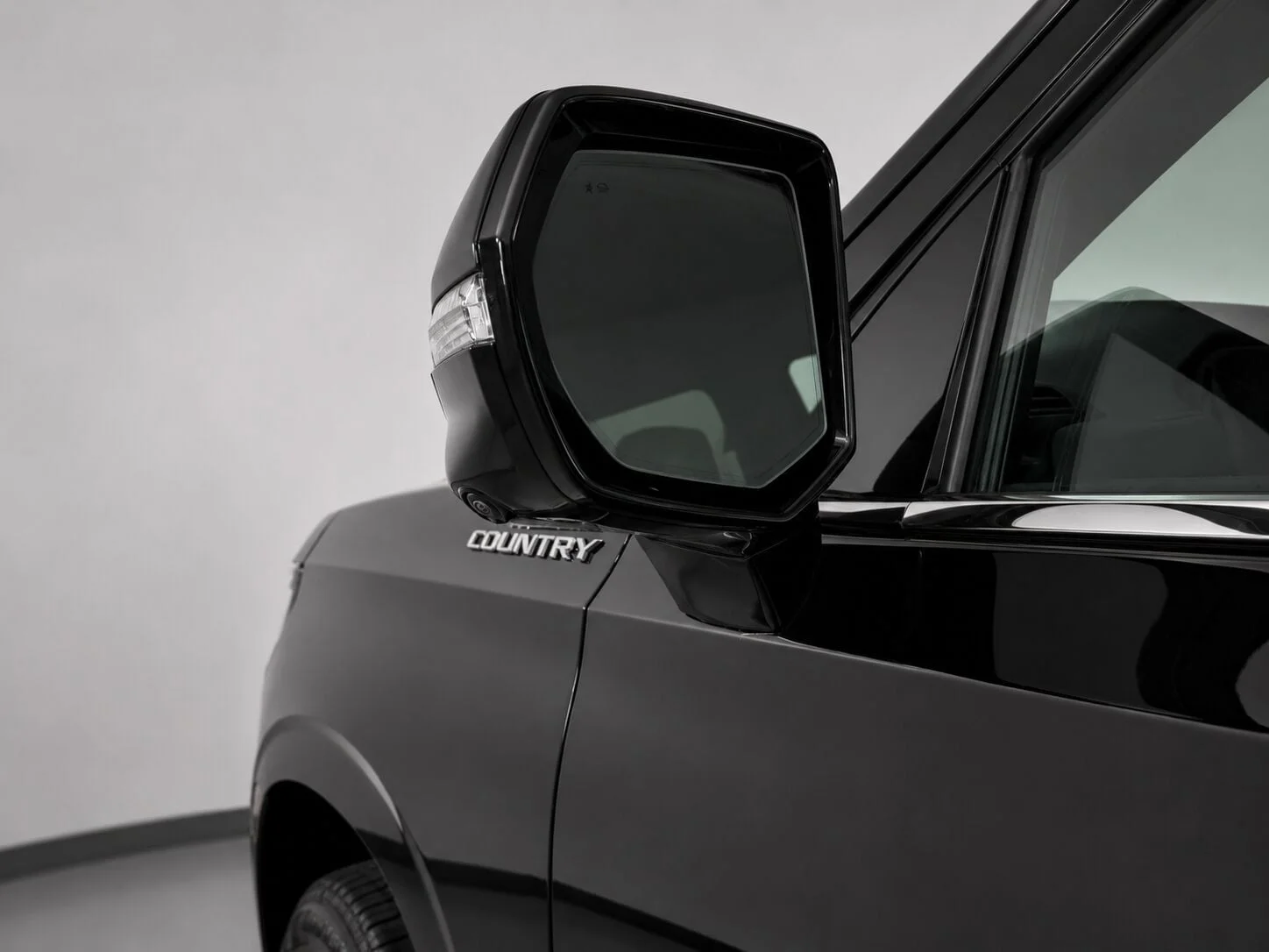 New 2026 Black Chevrolet High Country image 17