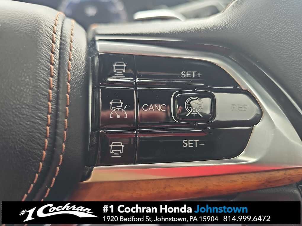 Used 2023 Diamond Black Crystal Pearlcoat Jeep Summit Reserve image 22