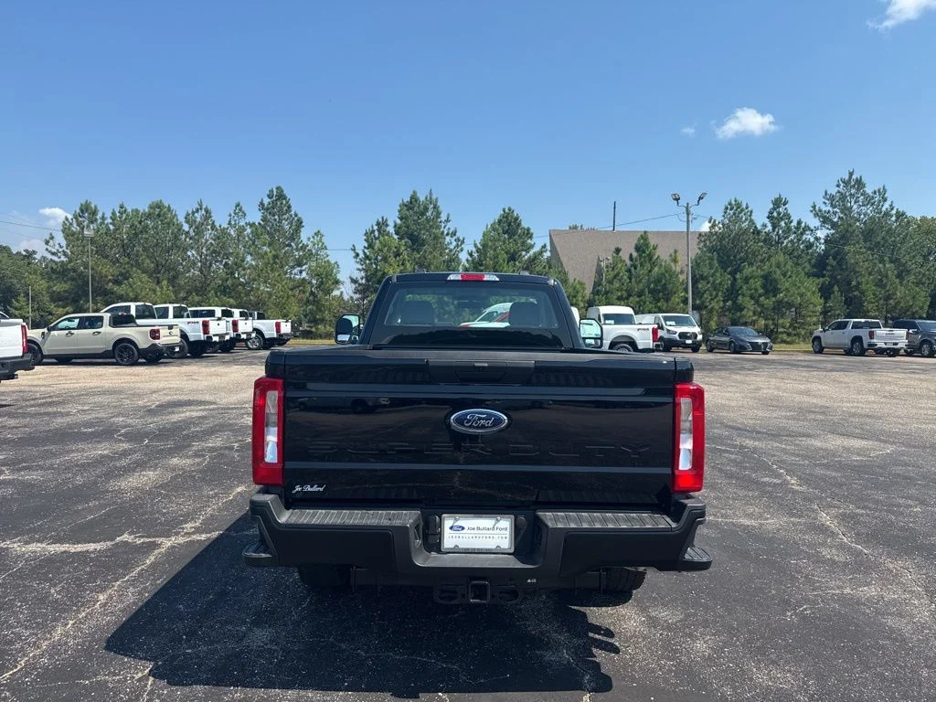 2026 Ford F-350 Super Duty XL - Photo 13