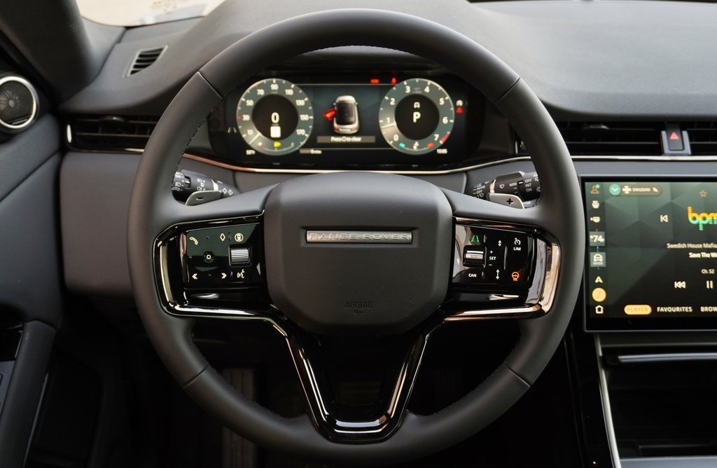 2026 LAND ROVER RANGE ROVER EVOQUE - Image 16