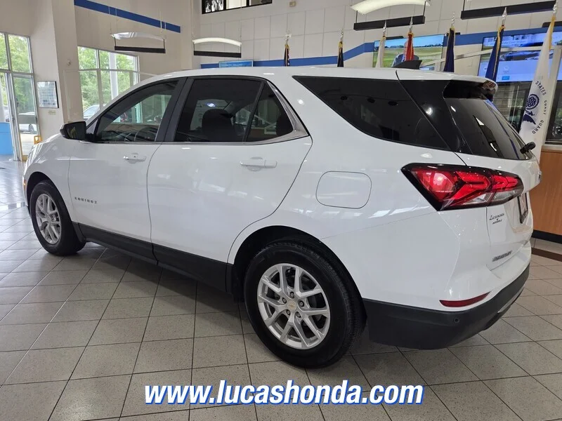 Used 2024 WHITE CHEVROLET FWD 4dr LT w/1LT image 6