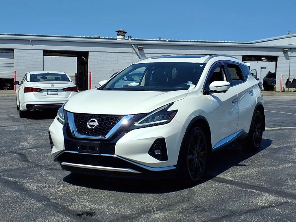 Used 2023 Nissan Murano Platinum with VIN 5N1AZ2DS1PC105250 for sale in Kansas City