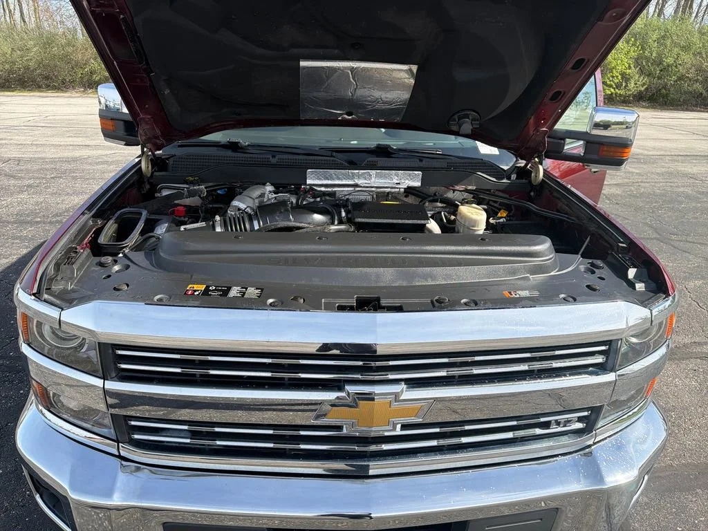 Used 2017 BUTTE RED METALLIC Chevrolet LTZ image 26