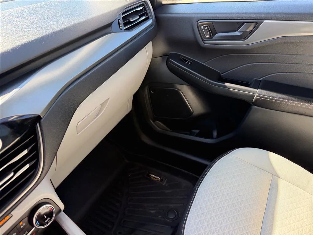 Used 2025 Blue Ford Active image 16
