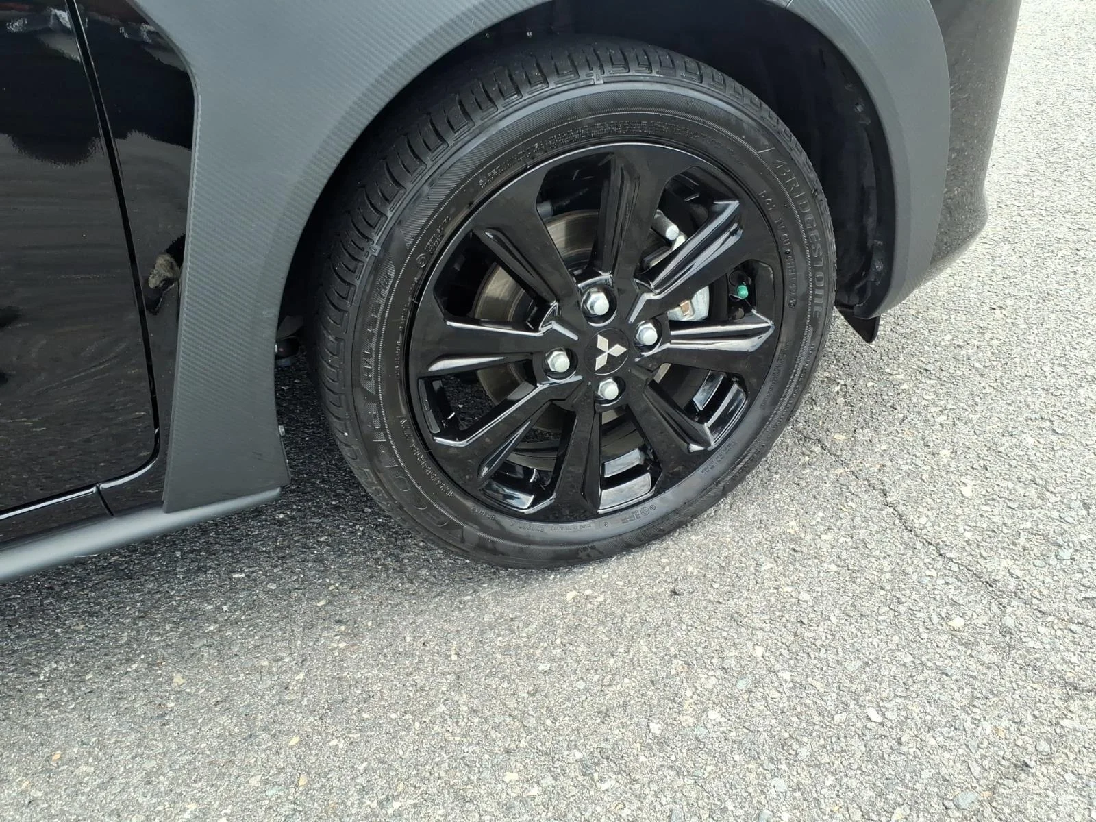 Used 2024 Jet Black Metallic Mitsubishi Black Edition image 11