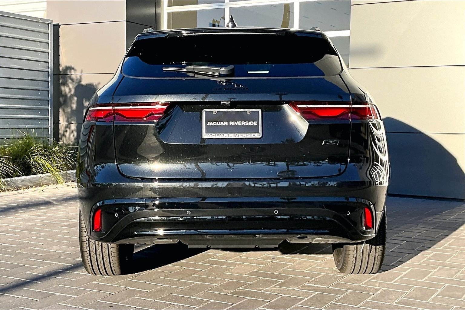 2026 Jaguar F-Pace R-Dynamic S - Photo 4