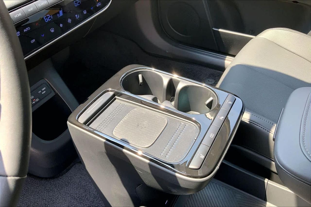 New 2026 Cyber Gray Hyundai SEL image 8