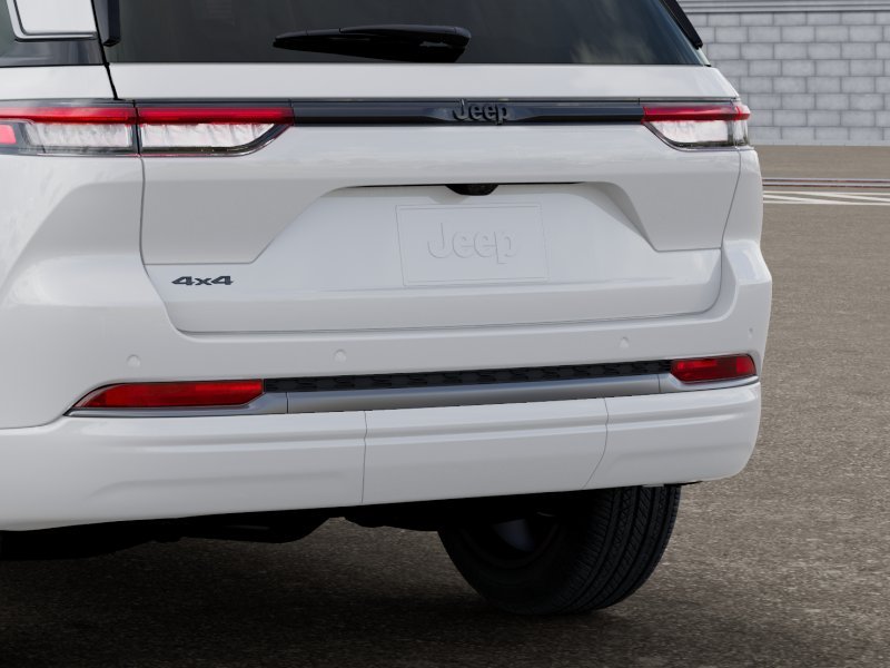 New 2027 Bright White Clear-Coat Paint Jeep Limited Reserve image 39