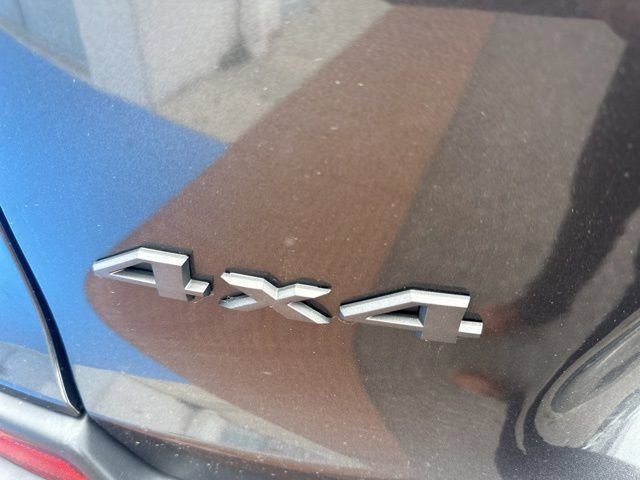 Used 2022 Gray Jeep Trailhawk image 37