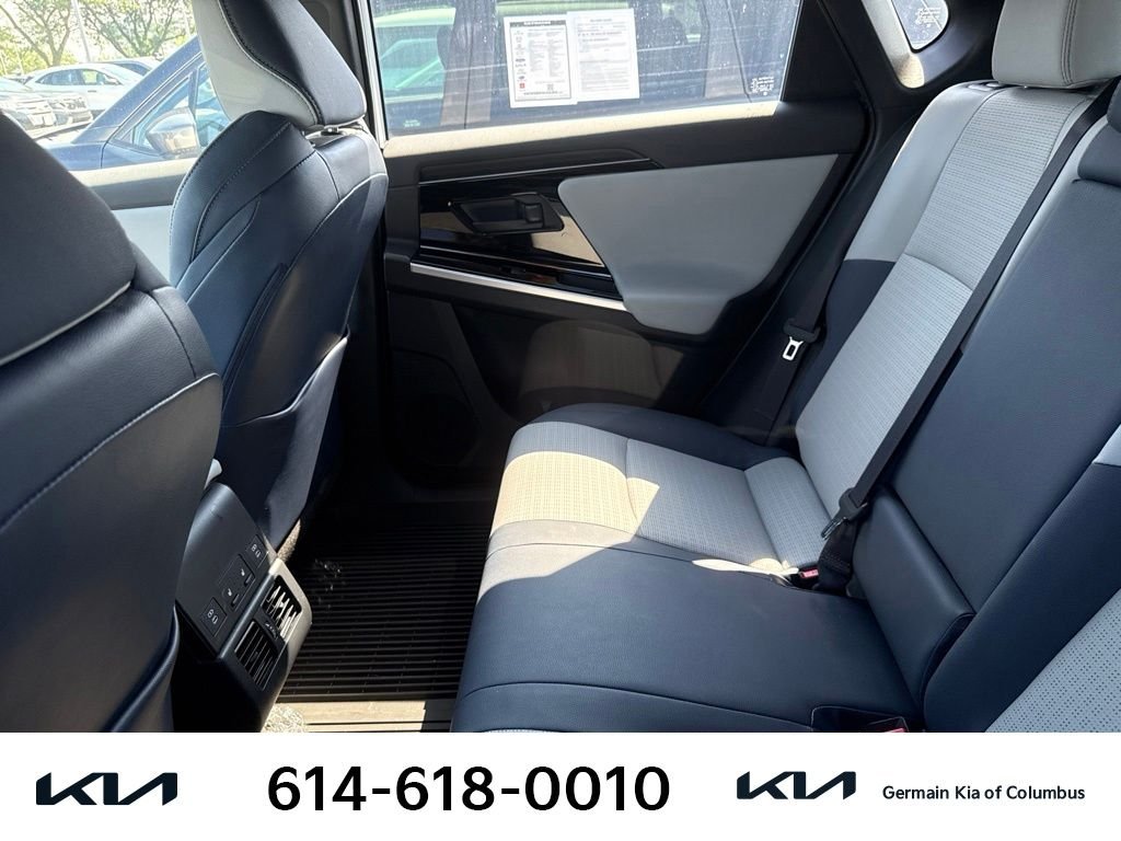 Used 2024 White Subaru Limited image 9