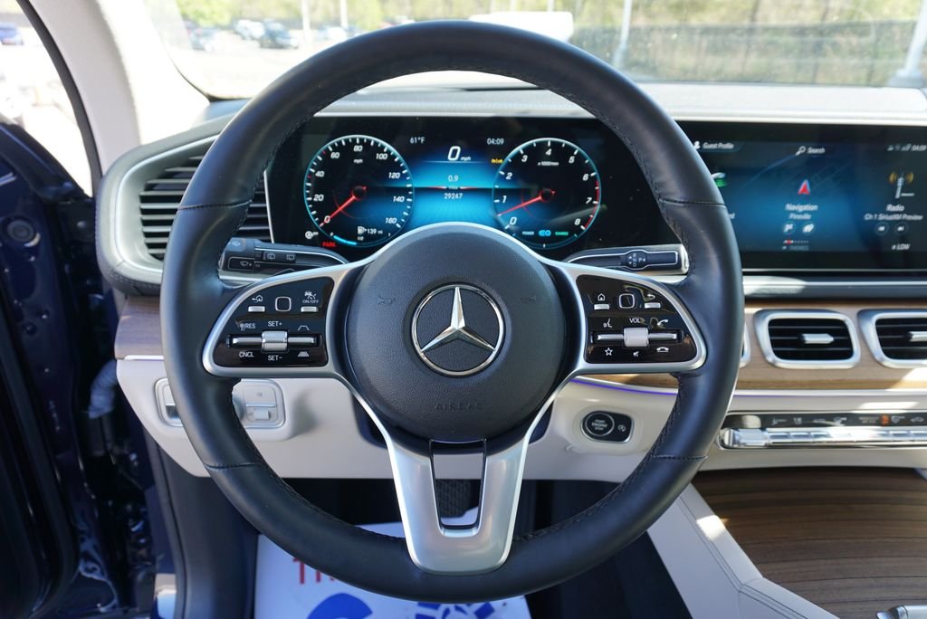 Certified Used 2022  Mercedes-Benz GLS 450 image 19