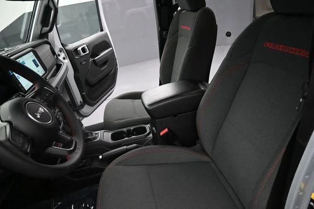 Used 2024 Silver Jeep Rubicon image 14