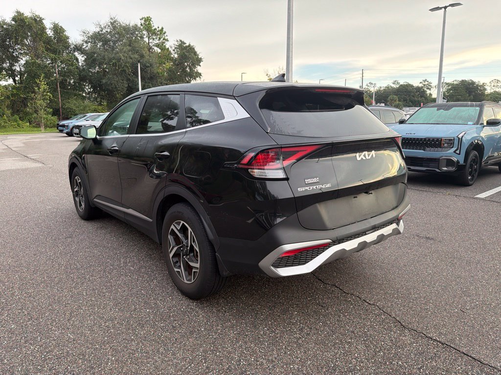 Certified Used 2025 Fusion Black Kia LX image 7