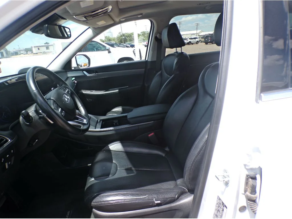 Used 2020 Hyper White Hyundai SEL image 9