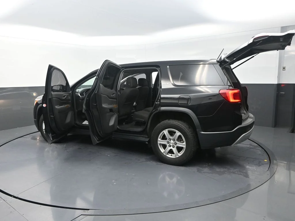 Used 2019 Black GMC SLE-1 image 36