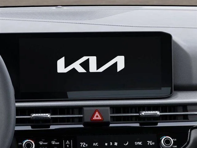 New 2026 Glacial White Pearl Kia EX image 18
