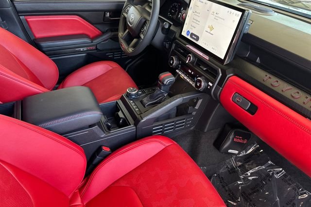 2026 Toyota Tacoma TRD Pro - Photo 14