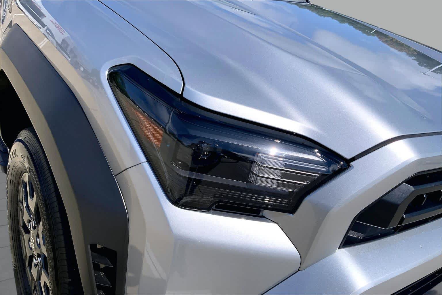 Used 2026 Cutting Edge Toyota SR5 image 25