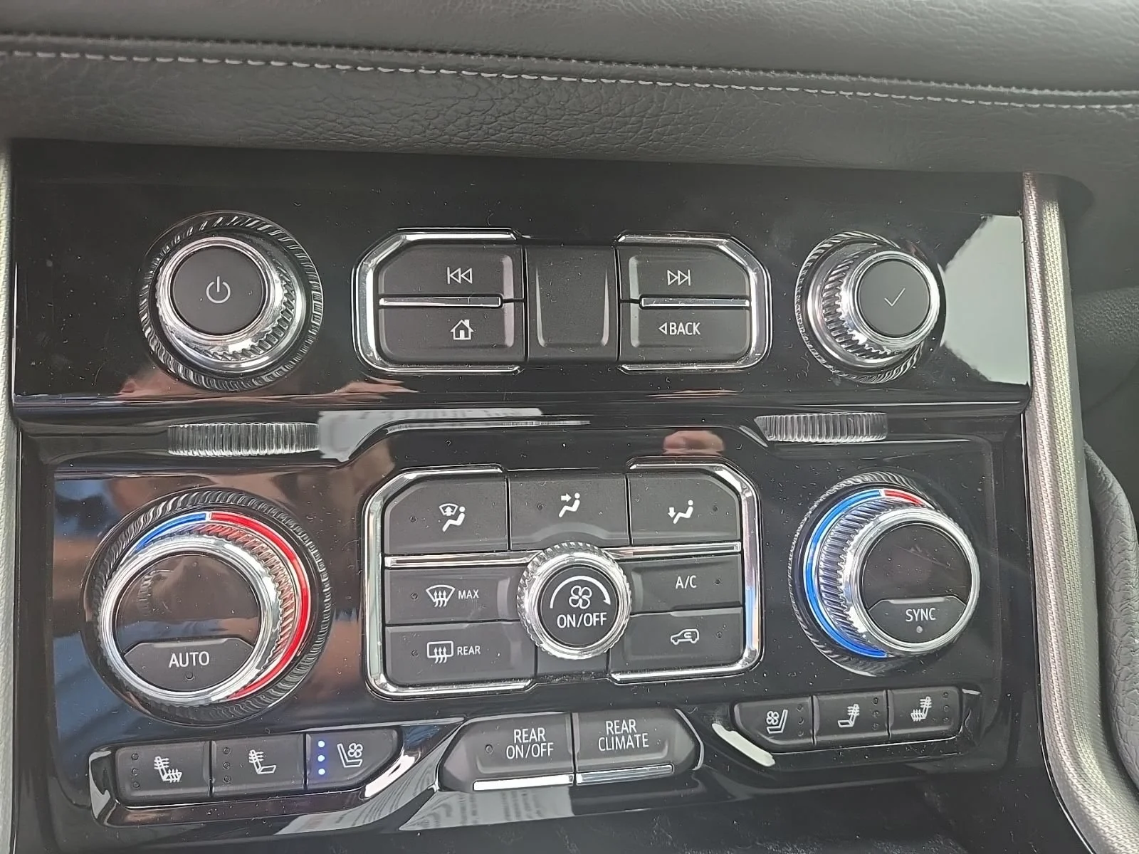 Used 2022 Satin Steel Metallic GMC Denali image 11