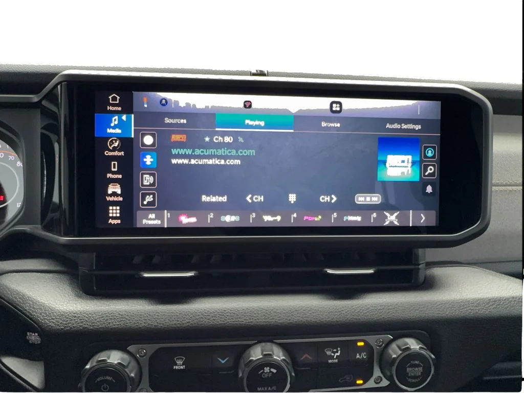 Used 2025 White Jeep Sport image 46