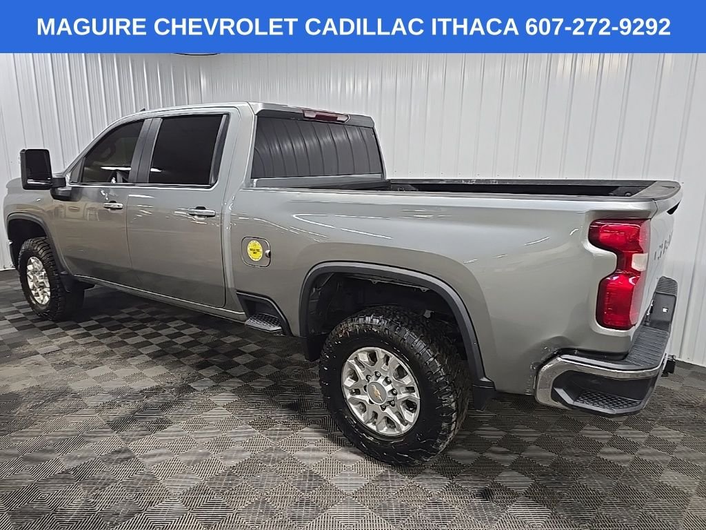 Used 2024 Gray Chevrolet LT image 9