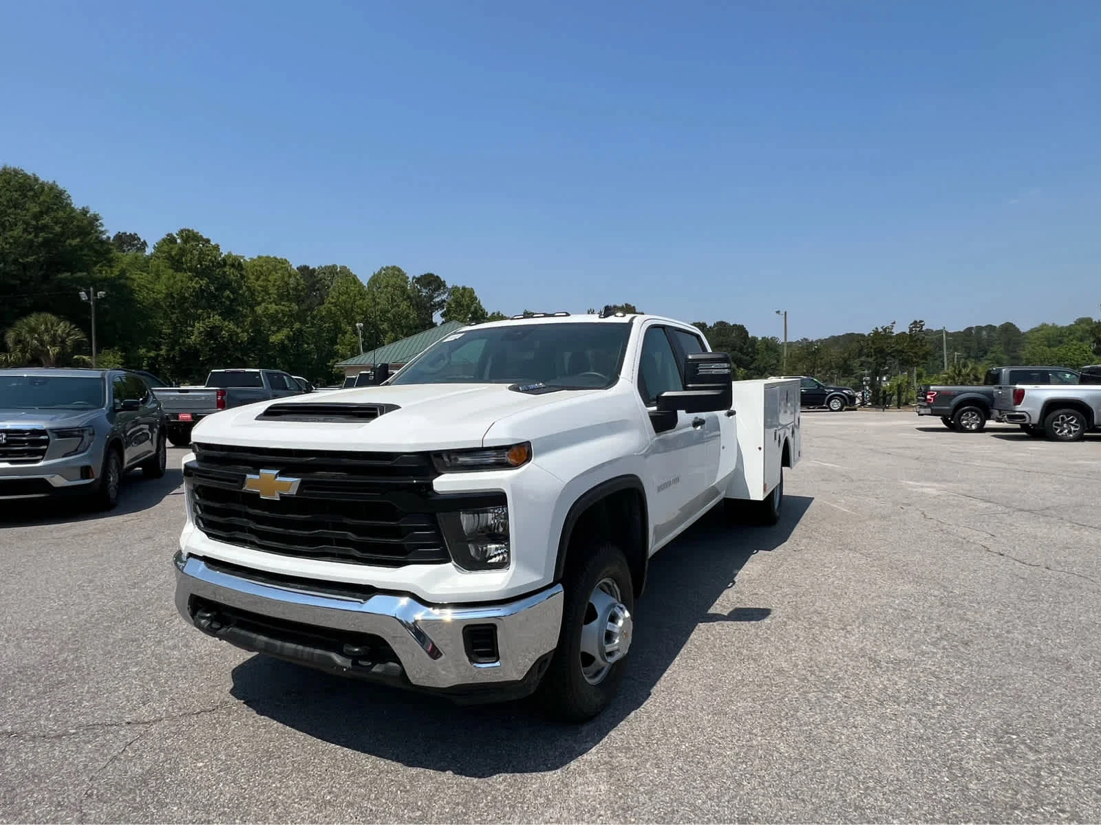 2026 Chevrolet Silverado 3500 Chassis Cab