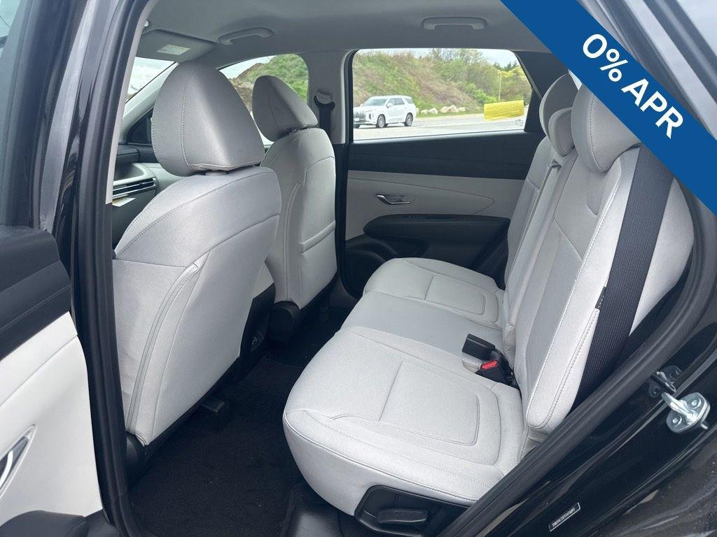 New 2026 Black Hyundai SE AWD image 21