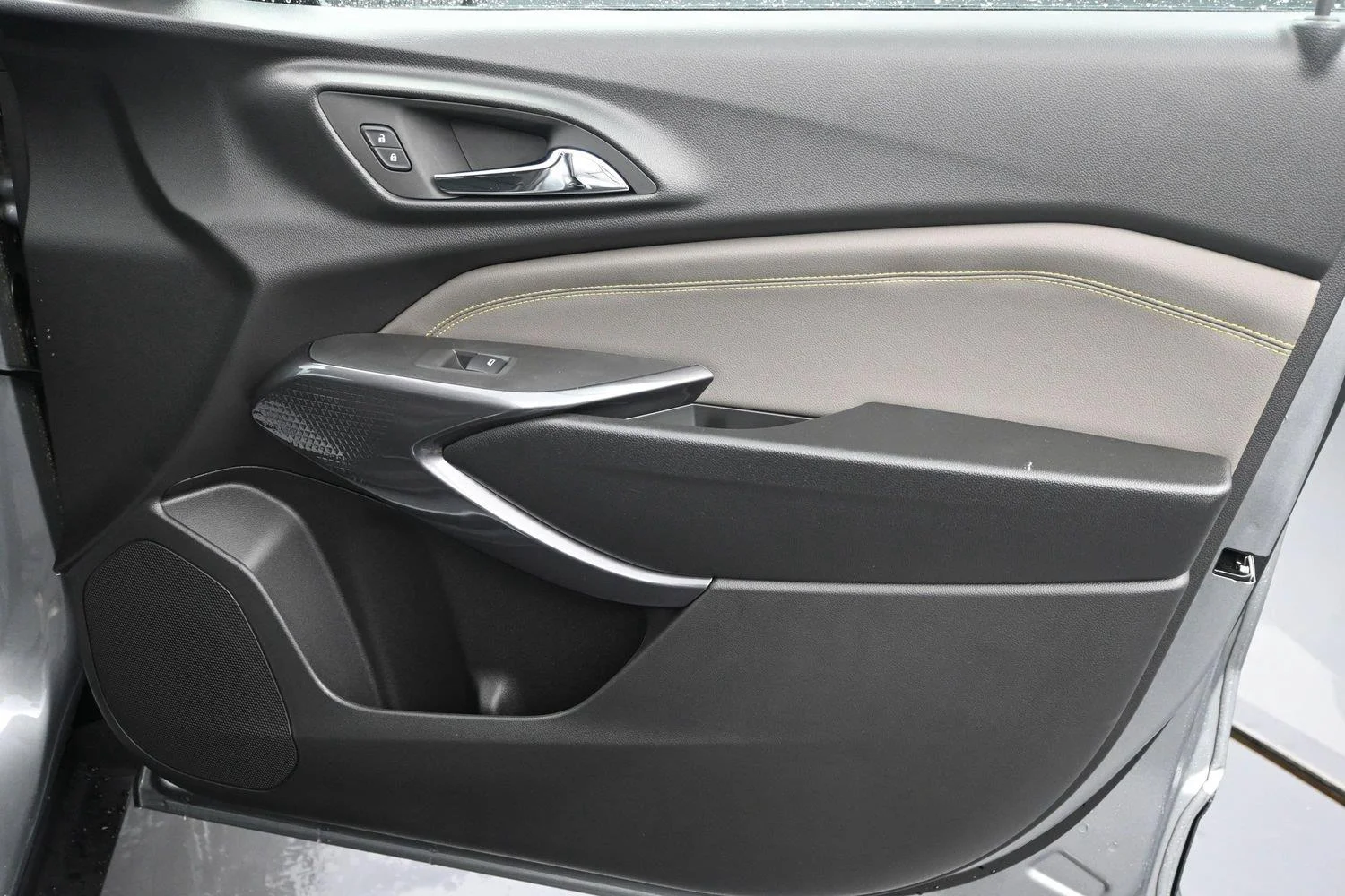 2026 Chevrolet Trax Activ - Photo 6