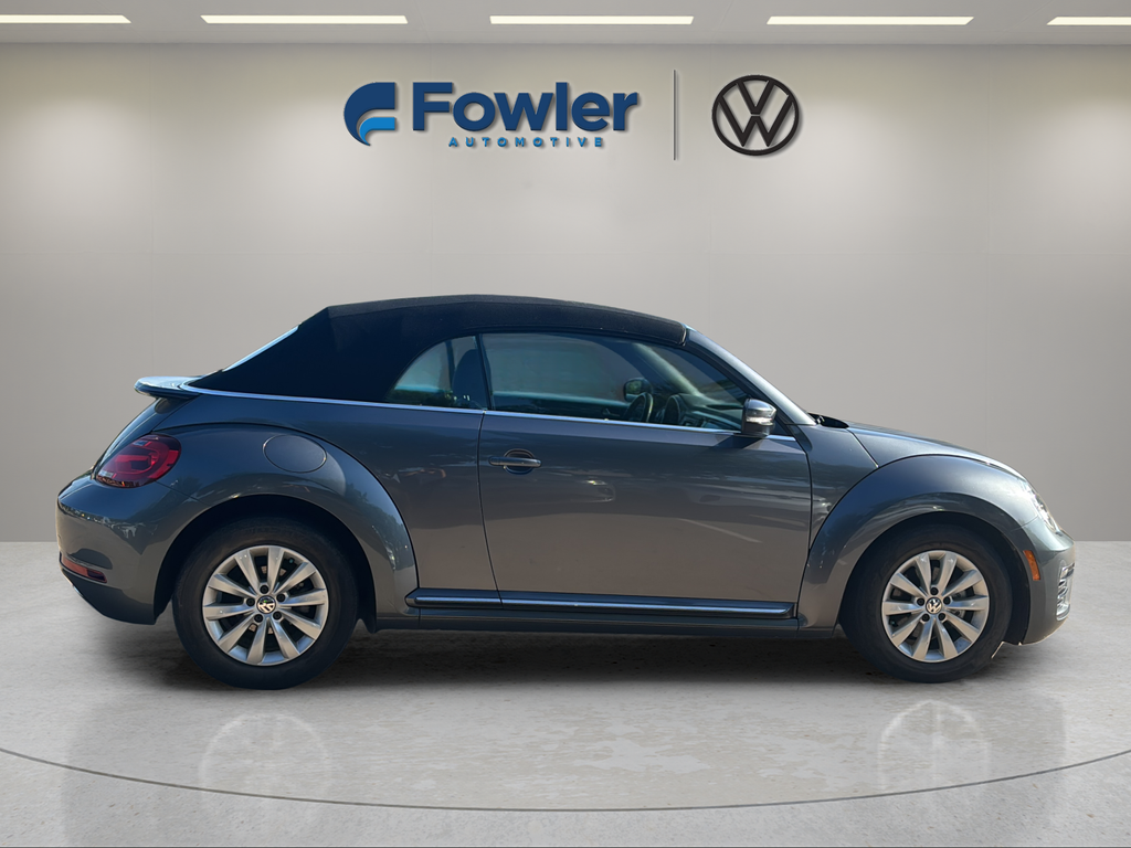 Used 2019 Gray Volkswagen 2.0T S image 8