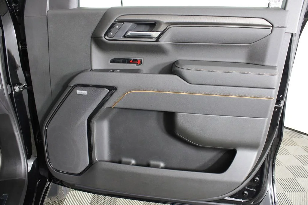 New 2026 Onyx Black GMC AT4 image 8
