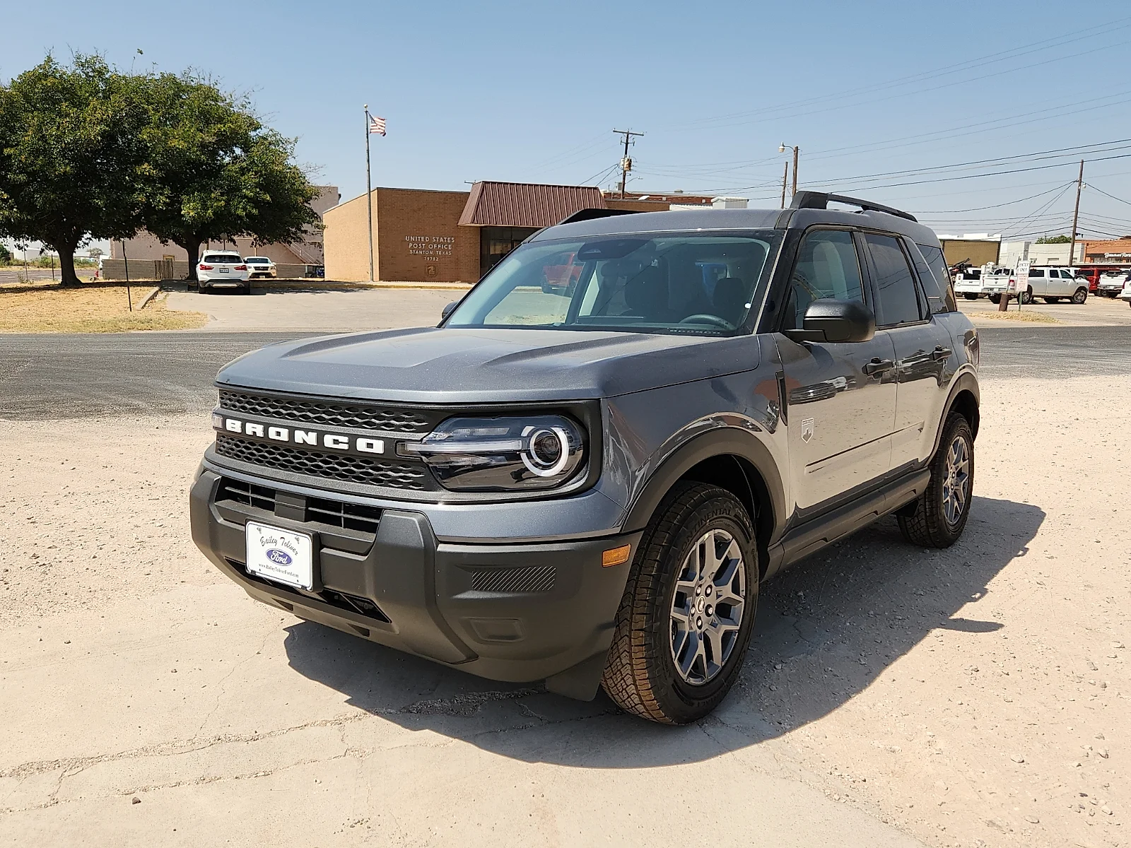New 2026 Carbonized Gray Metallic Ford Big Bend image 3