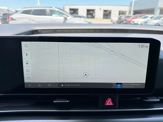 New 2026 Snow White Pearl Kia LXS image 12